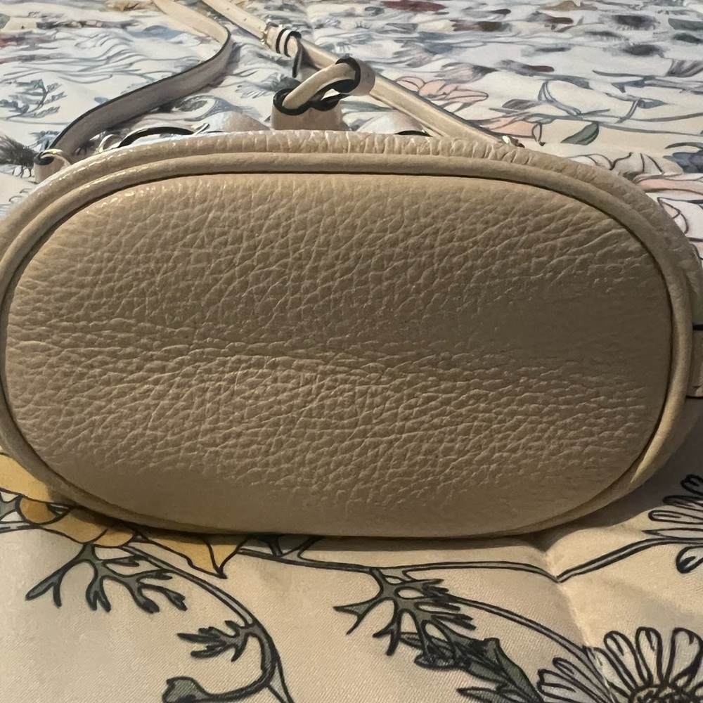 Coach Mini Bucket Bag - Picture 4 of 7